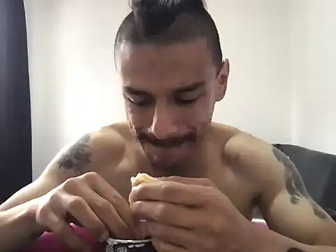 HorrorotikA online show from April 1, 5:32 pm