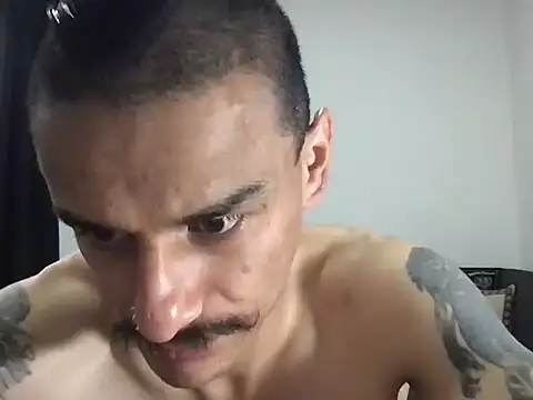 HorrorotikA online show from April 5, 8:59 pm