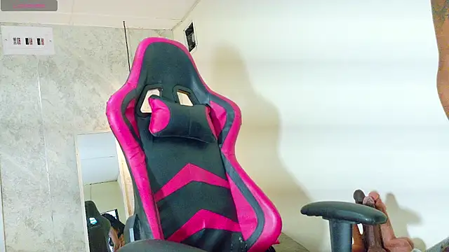 analus-01 online show from April 22, 1:40 pm