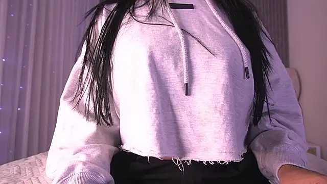 Godess Scarlett77 online show from April 2, 3:02 am