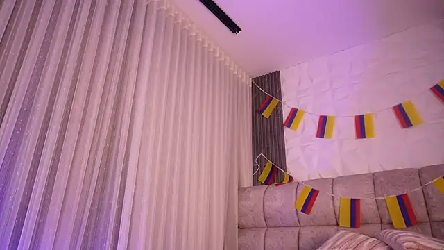 Godess Scarlett77 online show from June 27, 3:12 am