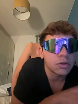 calleaaaa online show from November 18, 10:24 pm