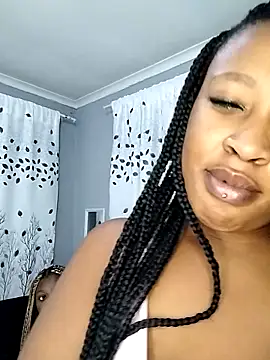 Snapshot of MelStar18xxx chatting on February 18, 12:19 am MelStar18xxx online show from February 18, 12:19 am