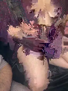 Snapshot of Fireagain1 chatting on February 21, 11:07 pm Fireagain1 online show from February 21, 11:07 pm