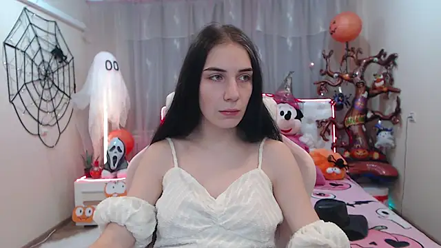 Snapshot of NikaStark_ chatting on November 2, 7:19 pm NikaStark online show from November 2, 7:19 pm