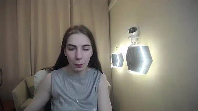 Snapshot of NikaStark_ chatting on April 21, 6:47 pm NikaStark online show from April 21, 6:47 pm