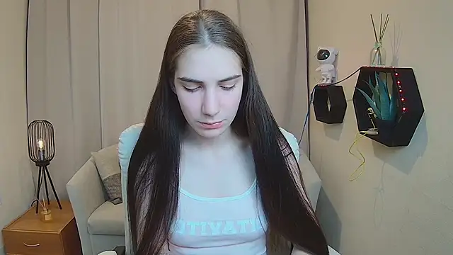 Snapshot of NikaStark_ chatting on May 12, 6:36 pm NikaStark online show from May 12, 6:36 pm
