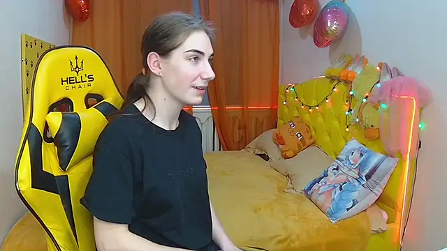 Snapshot of NikaStark_ chatting on March 14, 7:34 pm NikaStark online show from March 14, 7:34 pm