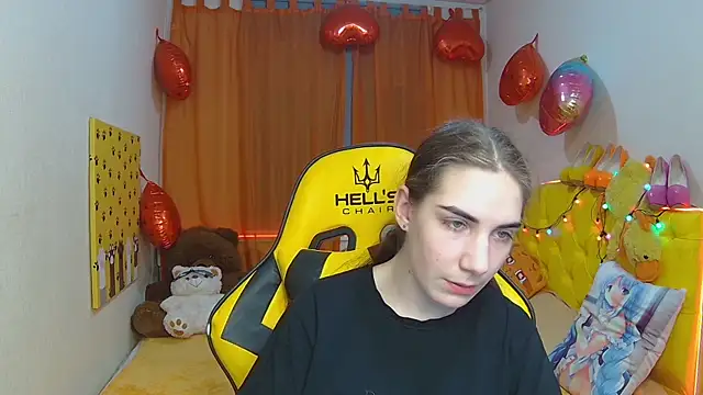 Snapshot of NikaStark_ chatting on March 9, 7:15 pm NikaStark online show from March 9, 7:15 pm