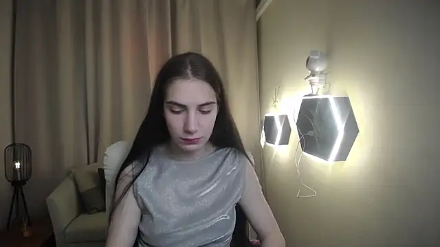 Snapshot of NikaStark_ chatting on April 28, 6:34 pm NikaStark online show from April 28, 6:34 pm