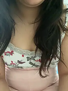 yassminsexy22 online show from December 14, 12:22 pm