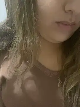 yassminsexy22 online show from March 24, 7:14 pm