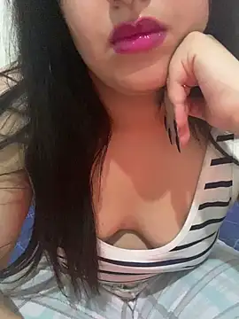 yassminsexy22 online show from January 28, 6:17 pm