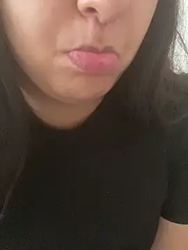 yassminsexy22 online show from November 7, 11:48 am