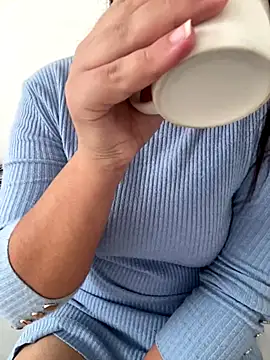 yassminsexy22 online show from November 9, 12:09 pm