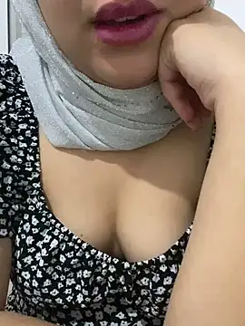 yassminsexy22 online show from January 9, 4:39 pm