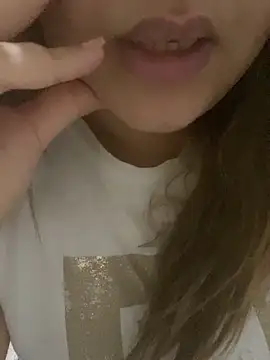 yassminsexy22 online show from April 19, 12:55 am