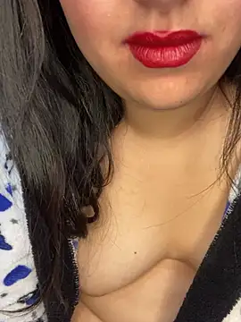 yassminsexy22 online show from December 14, 6:30 pm