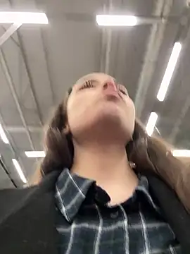 pantyless online show from April 8, 12:12 am