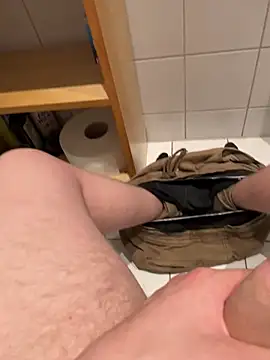 Michaela1222 online show from March 12, 12:27 am