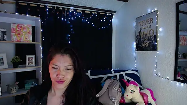 Snapshot of Sian__1 chatting on January 17, 12:31 pm Sian 1 online show from January 17, 12:31 pm
