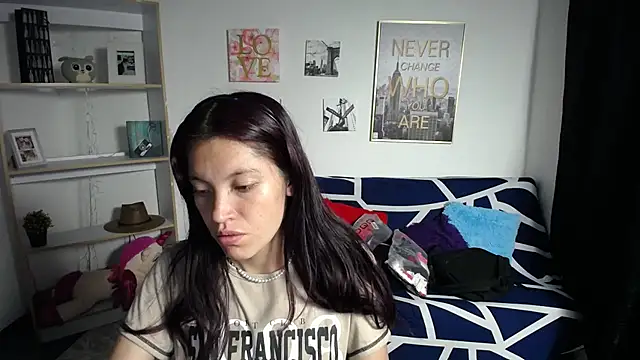 Snapshot of Sian__1 chatting on December 24, 12:11 pm Sian 1 online show from December 24, 12:11 pm