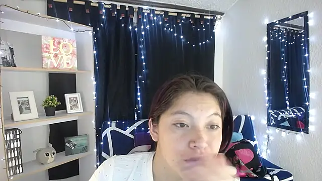 Snapshot of Sian__1 chatting on February 26, 2:27 pm Sian 1 online show from February 26, 2:27 pm