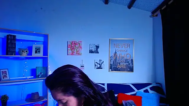 Snapshot of Sian__1 chatting on December 21, 12:27 pm Sian 1 online show from December 21, 12:27 pm