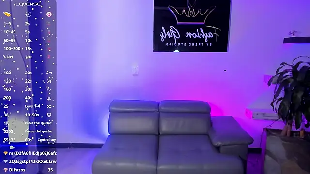 Snapshot of CamilaHarperr_ chatting on February 17, 11:22 pm CamilaHarperr online show from February 17, 11:22 pm