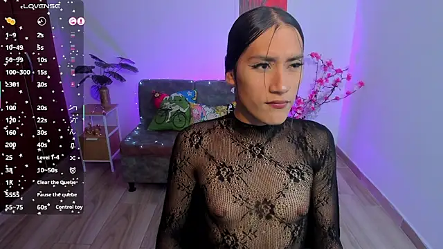 Snapshot of CamilaHarperr_ chatting on June 13, 7:12 pm CamilaHarperr online show from June 13, 7:12 pm
