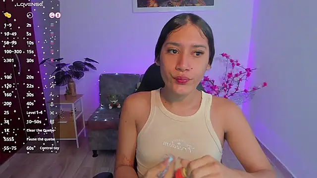 CamilaHarperr  online show from April 10, 9:49 am