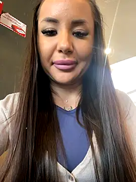 Snapshot of beautydiamond chatting on October 10, 8:48 am beautydiamond online show from October 10, 8:48 am