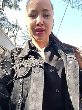 Snapshot of beautydiamond chatting on March 10, 11:23 am beautydiamond online show from March 10, 11:23 am