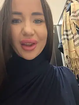 Snapshot of beautydiamond chatting on February 12, 11:29 am beautydiamond online show from February 12, 11:29 am