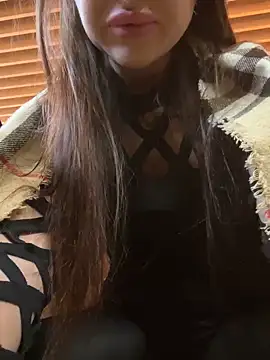 Snapshot of beautydiamond chatting on March 3, 9:02 am beautydiamond online show from March 3, 9:02 am