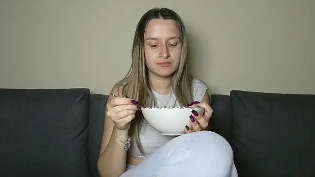 Submissive love online show from March 22, 8:37 pm