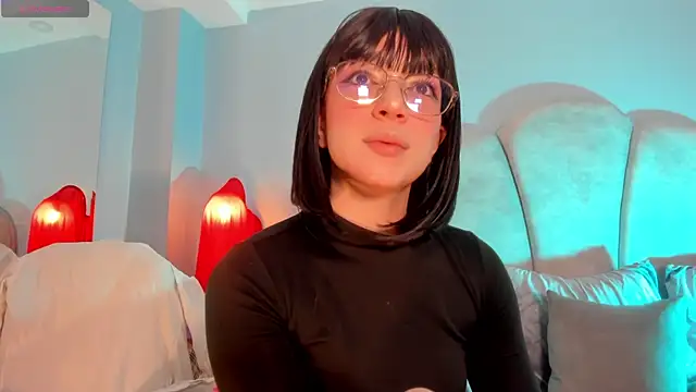 Snapshot of sweeet_peach chatting on October 22, 10:30 pm sweeet peach online show from October 22, 10:30 pm