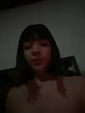 Snapshot of sweeet_peach chatting on May 14, 5:04 am sweeet peach online show from May 14, 5:04 am