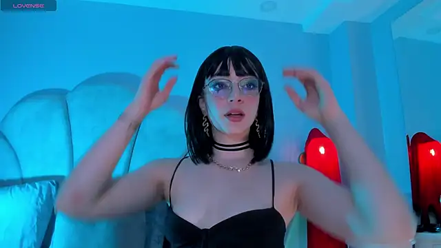 Snapshot of sweeet_peach chatting on October 30, 10:50 pm sweeet peach online show from October 30, 10:50 pm