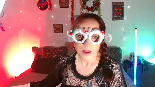 catalinamommyx online show from December 2, 4:14 am