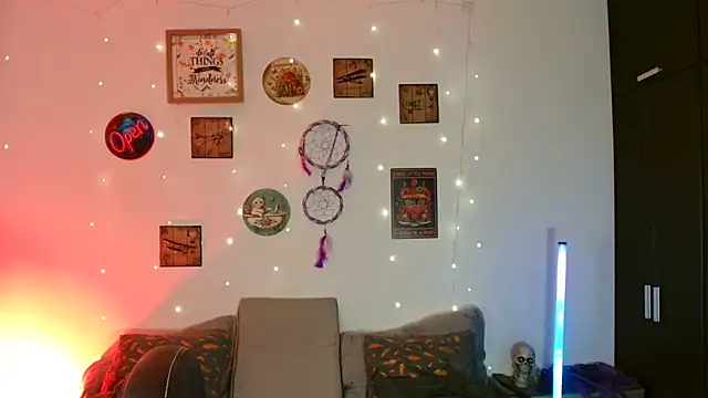 catalinamommyx online show from November 11, 1:33 am