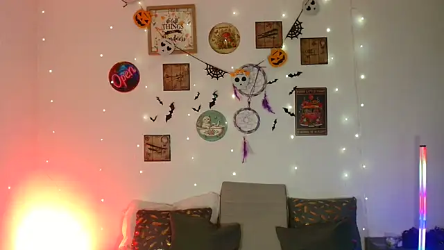 catalinamommyx online show from October 30, 12:09 am