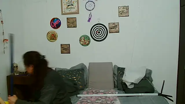 catalinamommyx online show from April 3, 2:07 am