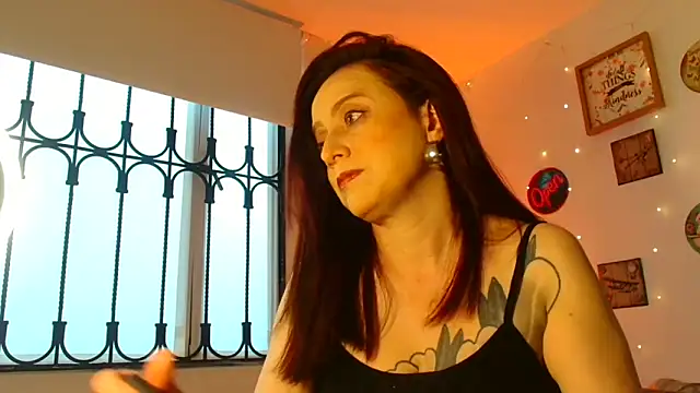 catalinamommyx online show from January 17, 10:57 pm