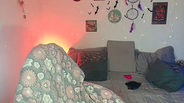 catalinamommyx online show from November 4, 1:09 am