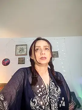 catalinamommyx online show from January 7, 11:10 pm