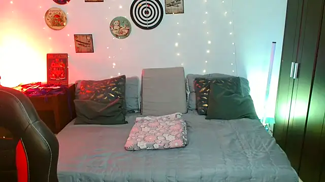 catalinamommyx online show from March 5, 1:46 am