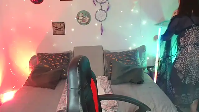 catalinamommyx online show from November 28, 1:39 am