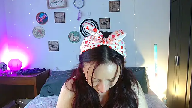 catalinamommyx online show from May 23, 3:33 pm