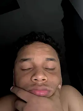 Snapshot of Ferneyv23 chatting on September 20, 10:53 am Ferneyv23 online show from September 20, 10:53 am